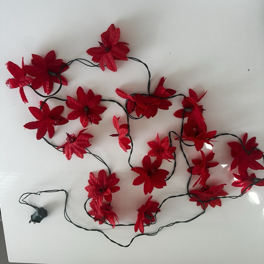 Vintage Trim A Home 20 Silk Poinsettia Indoor/Outdoor String Light Set - Picture 4 of 7